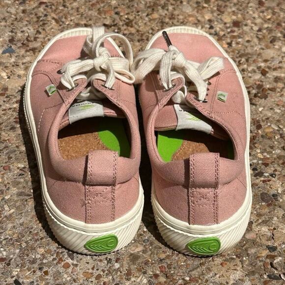 Cariuma Pink Canvas Sneakers | Women’s 7.5 | Eco-Friendly Shoes - Picture 5 of 6